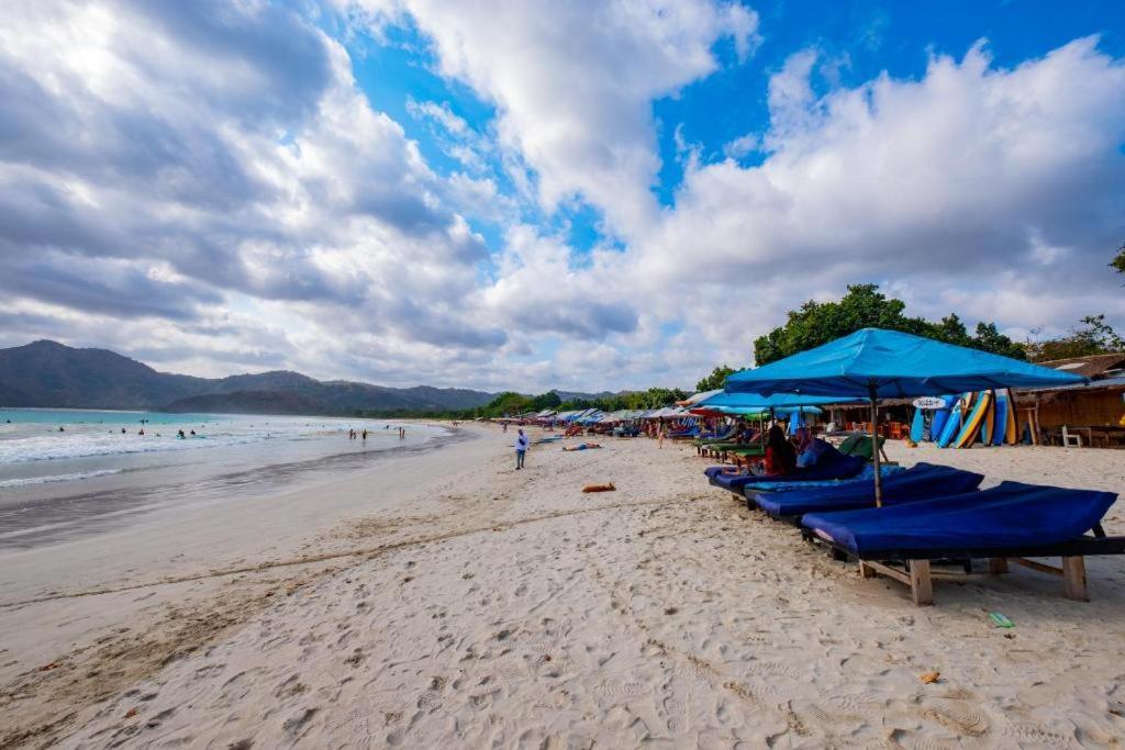 Surya Lombok Accommodation Selong Blanak Exterior foto