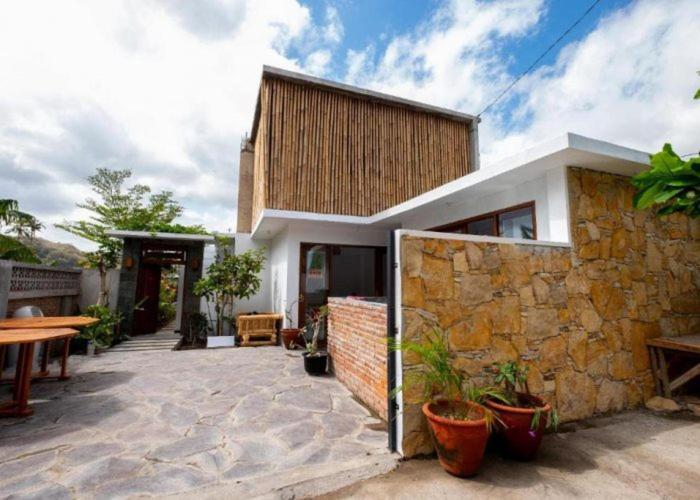 Surya Lombok Accommodation Selong Blanak Exterior foto