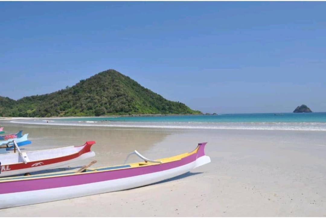 Surya Lombok Accommodation Selong Blanak Exterior foto